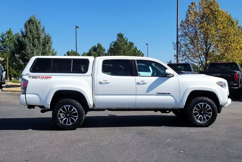 2021 Toyota Tacoma TRD Sport V6 photo 1