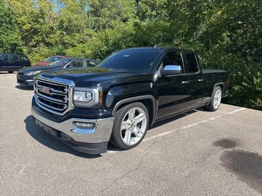 2018 Gmc Sierra 1500 SLT photo 1