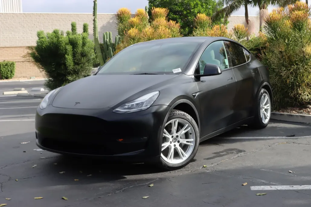 2021 Tesla Model Y Long Range photo 1