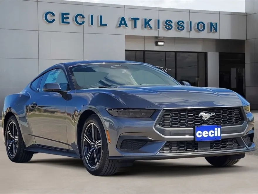2025 Ford Mustang EcoBoost photo 1