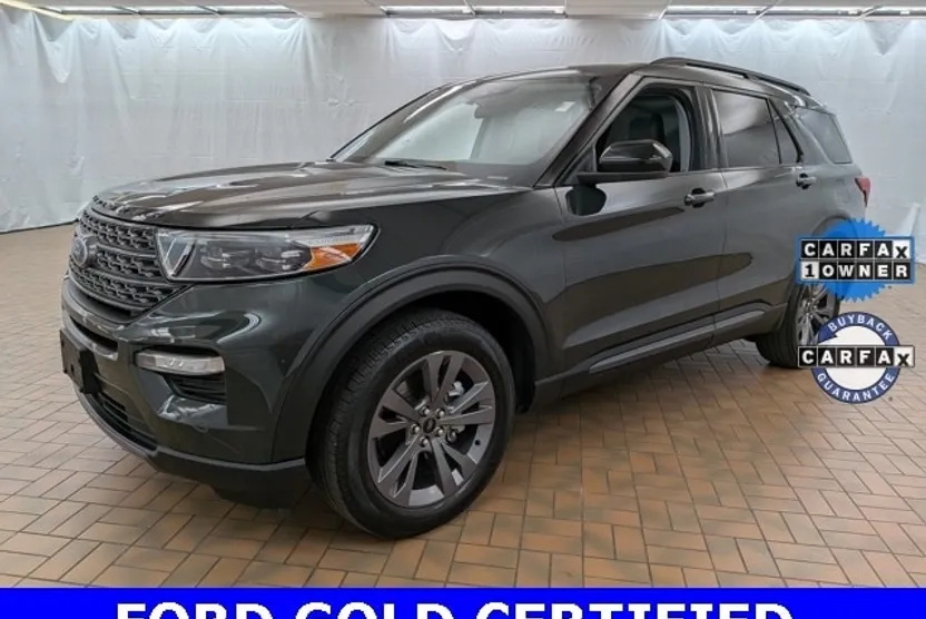 2022 Ford Explorer XLT photo 1