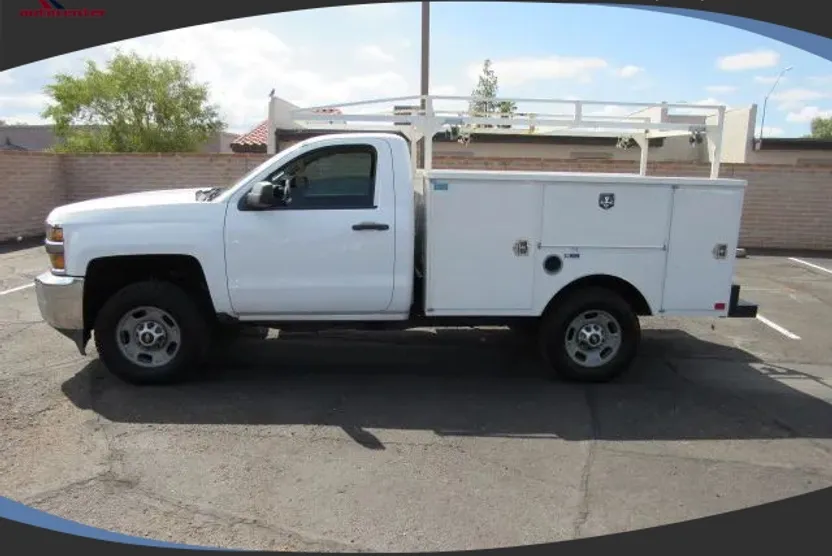 2018 Chevrolet Silverado Work Truck LS Base photo 1