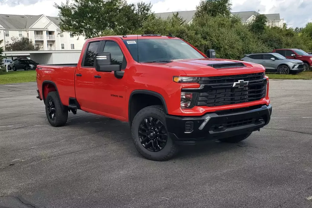 2026 Chevrolet Silverado 2500HD Custom photo 1