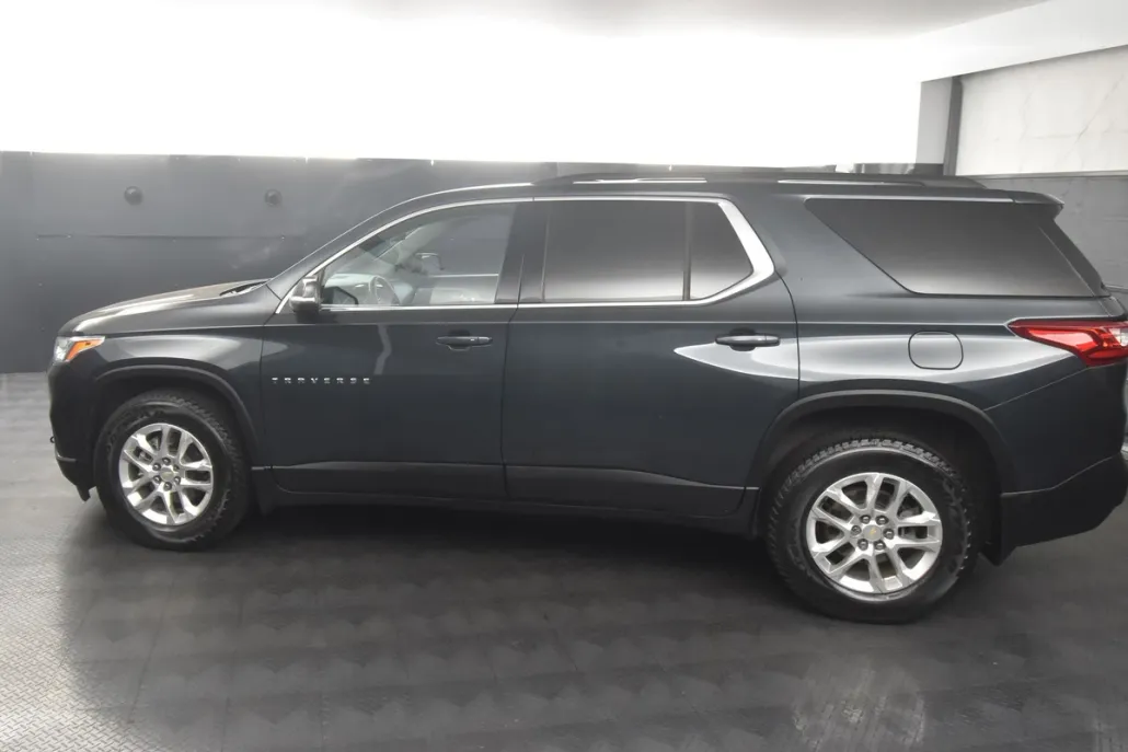 2021 Chevrolet Traverse photo 1