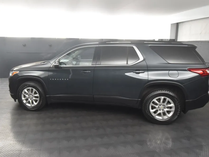2021 Chevrolet Traverse photo 1
