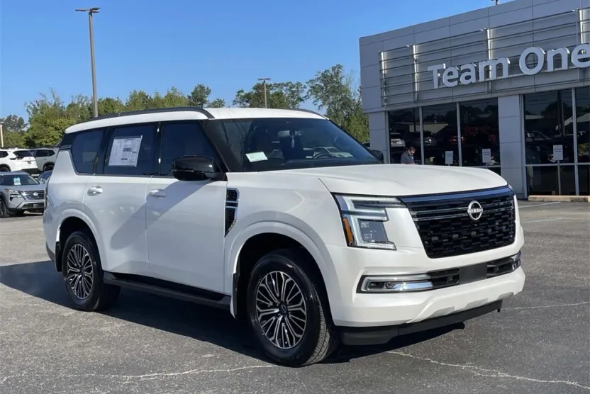 2026 Nissan Armada SL photo 1