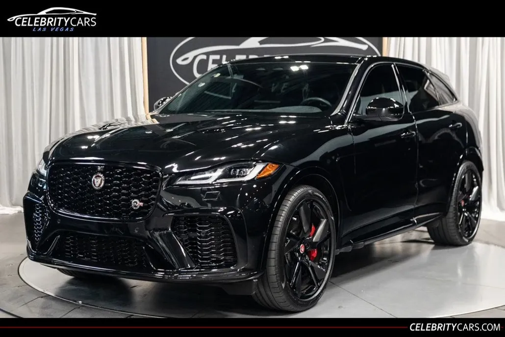2023 Jaguar F-PACE SVR photo 1