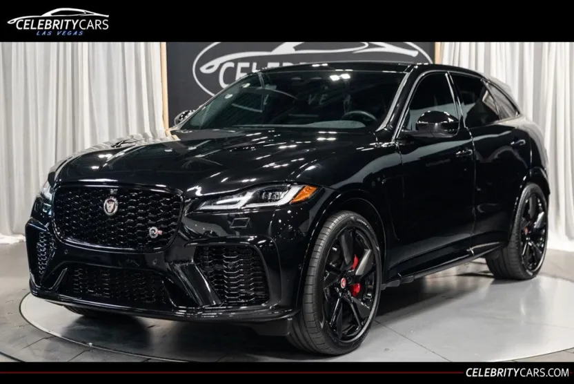 2023 Jaguar F-PACE SVR photo 1