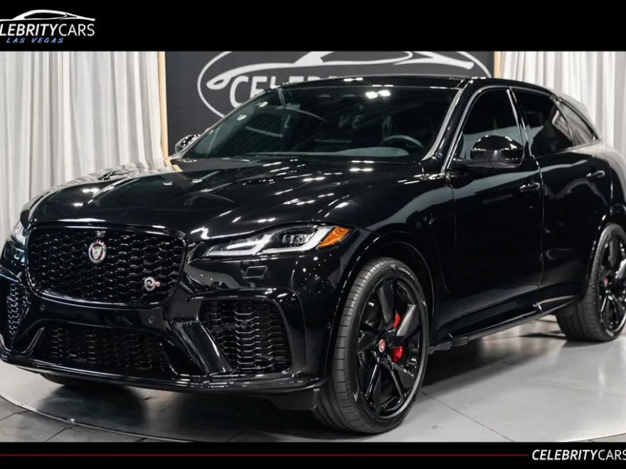 2023 Jaguar F-PACE SVR photo 1