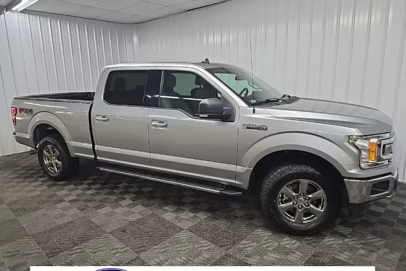 2020 Ford F-150 XLT photo 1