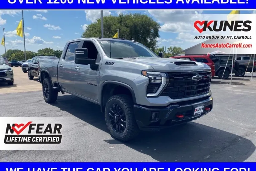 2025 Chevrolet Silverado 2500HD LT photo 1