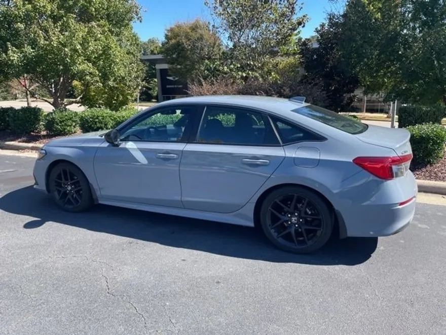 2022 Honda Civic Sport photo 1