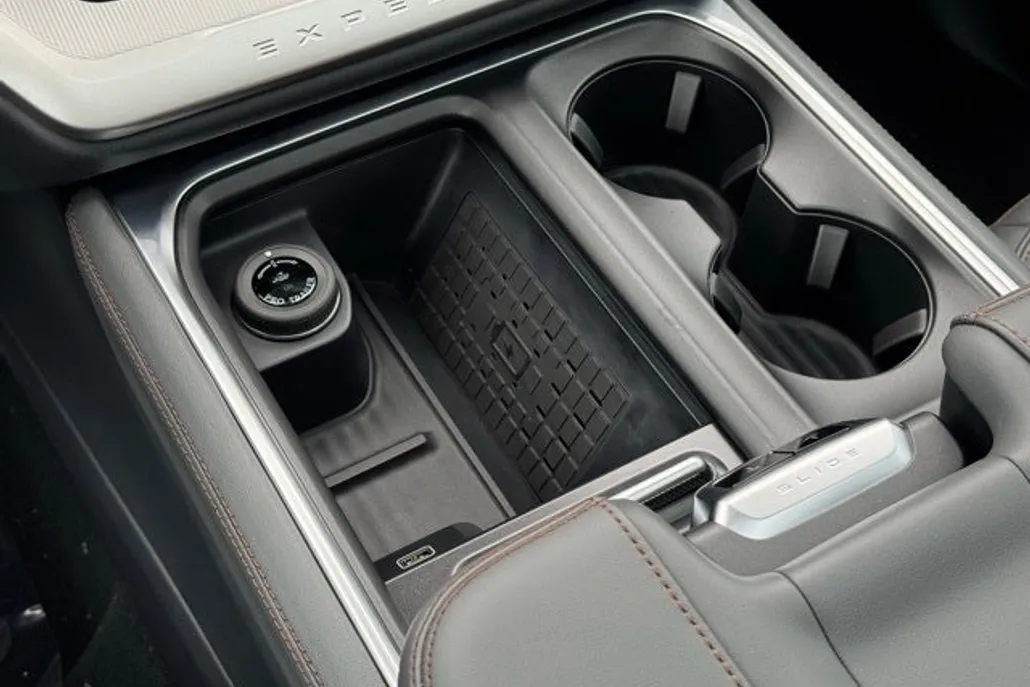 2025 Ford Expedition MAX Base photo 1