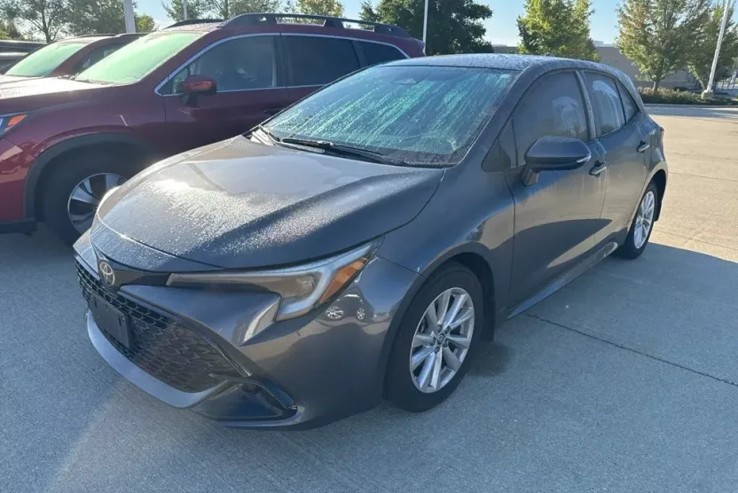 2024 Toyota Corolla SE photo 1