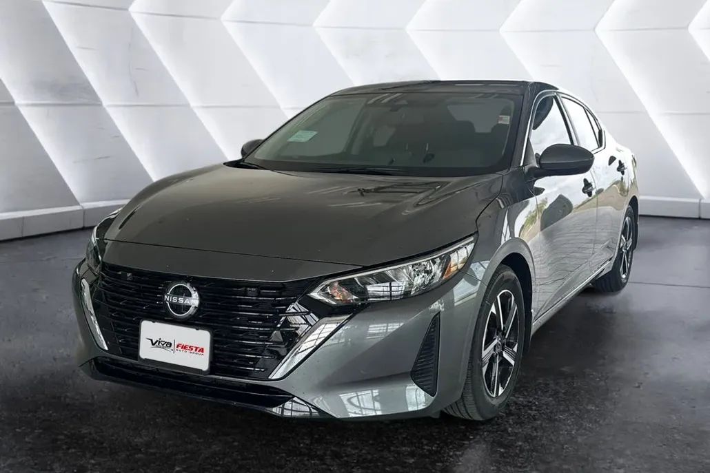 2025 Nissan Sentra SV photo 1
