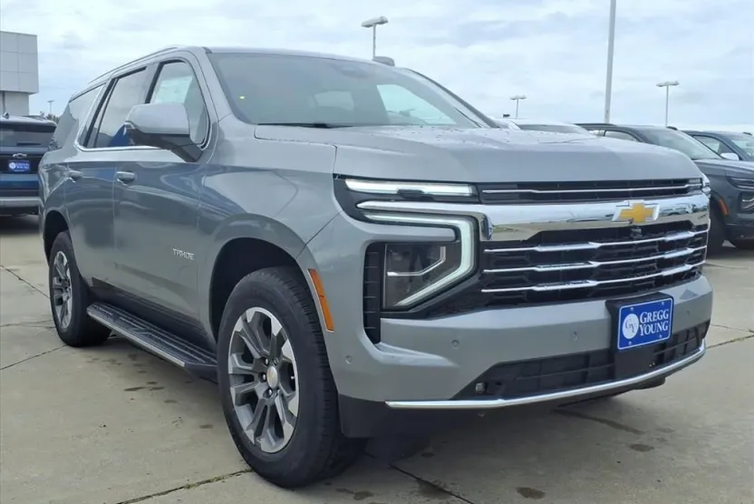 2026 Chevrolet Tahoe LT photo 1