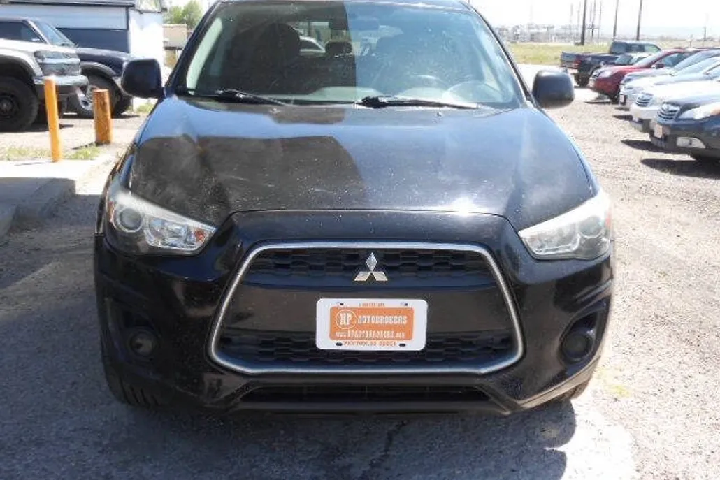 2013 Mitsubishi Outlander Sport ES photo 1