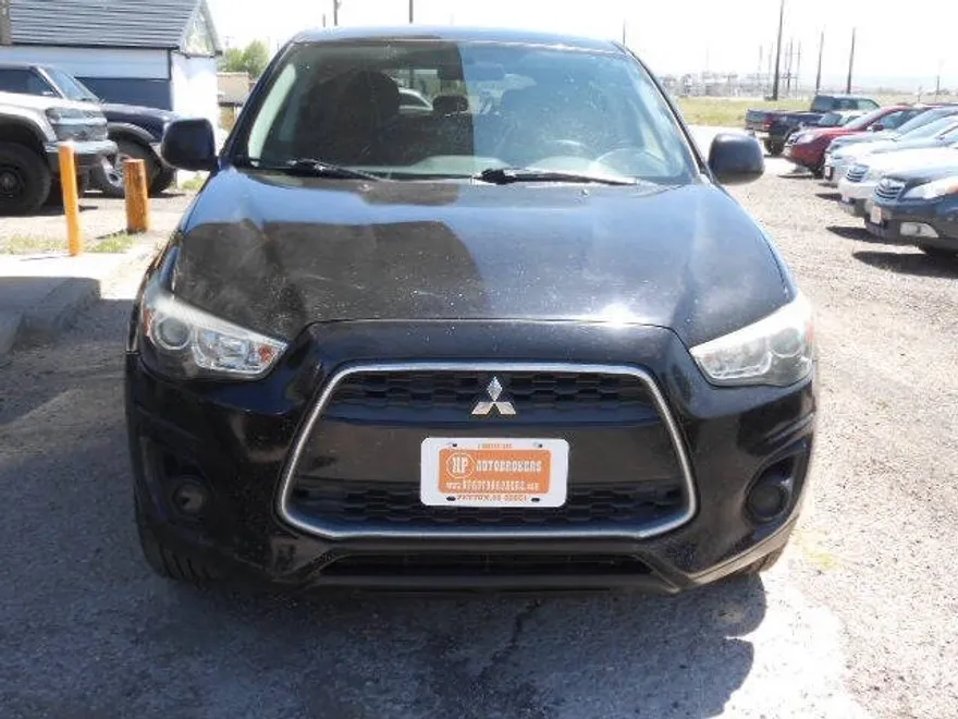 2013 Mitsubishi Outlander Sport ES photo 1