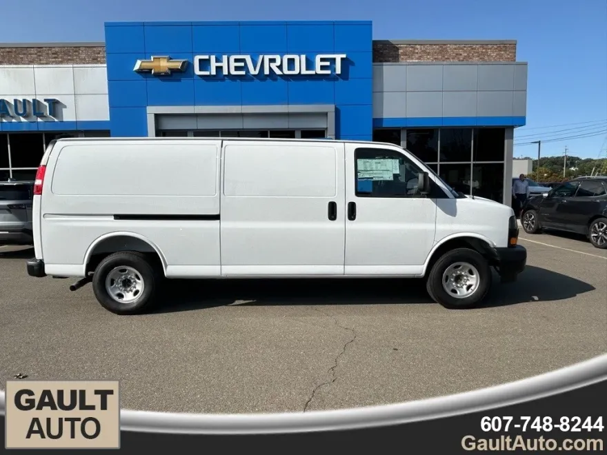 2025 Chevrolet Express 2500 Work Van Cargo photo 1