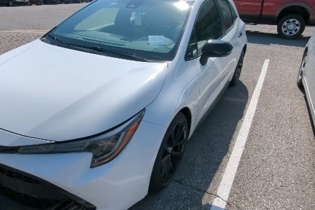 2020 Toyota Corolla SE Nightshade Edition photo 1