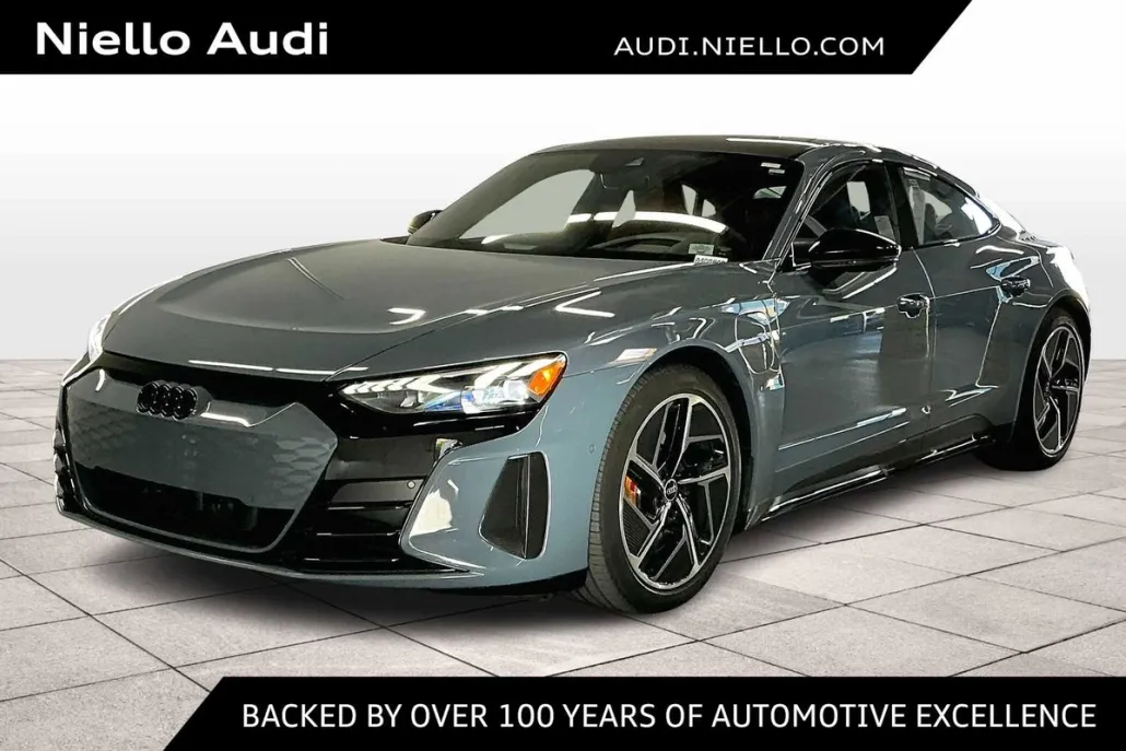 2023 Audi RS e-tron GT Base photo 1