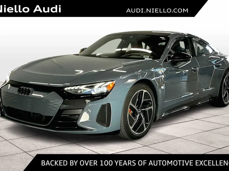 2023 Audi RS e-tron GT Base photo 1