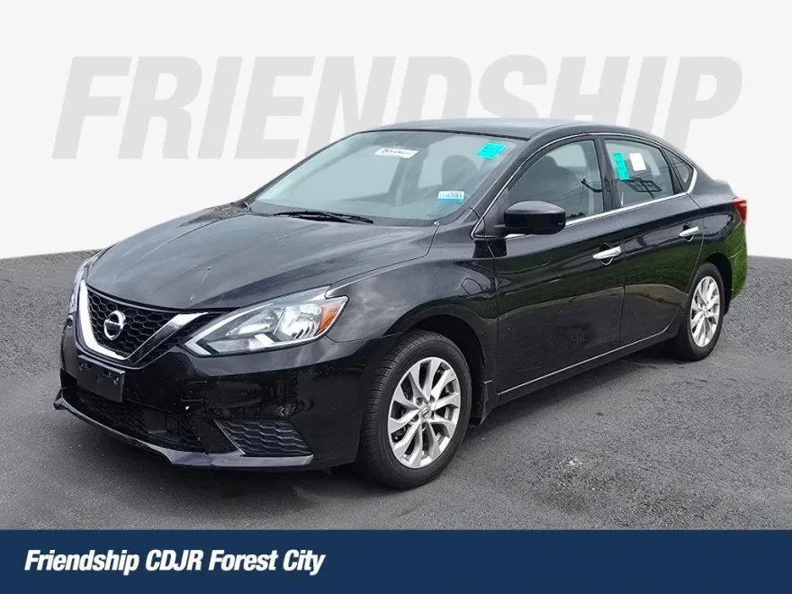 2018 Nissan Sentra SV photo 1