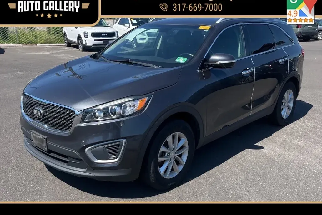 2017 Kia Sorento LX photo 1