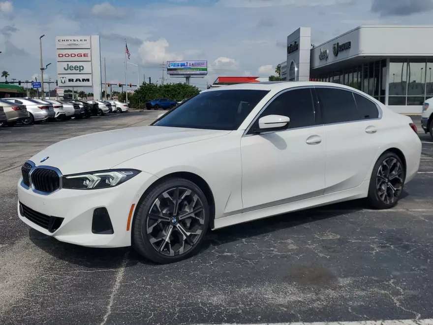 2025 Bmw 330i photo 1