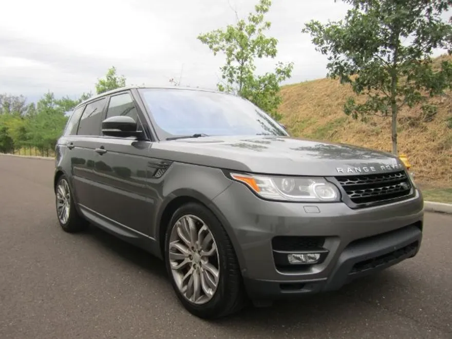 2016 Land Rover Range Rover Sport photo 1