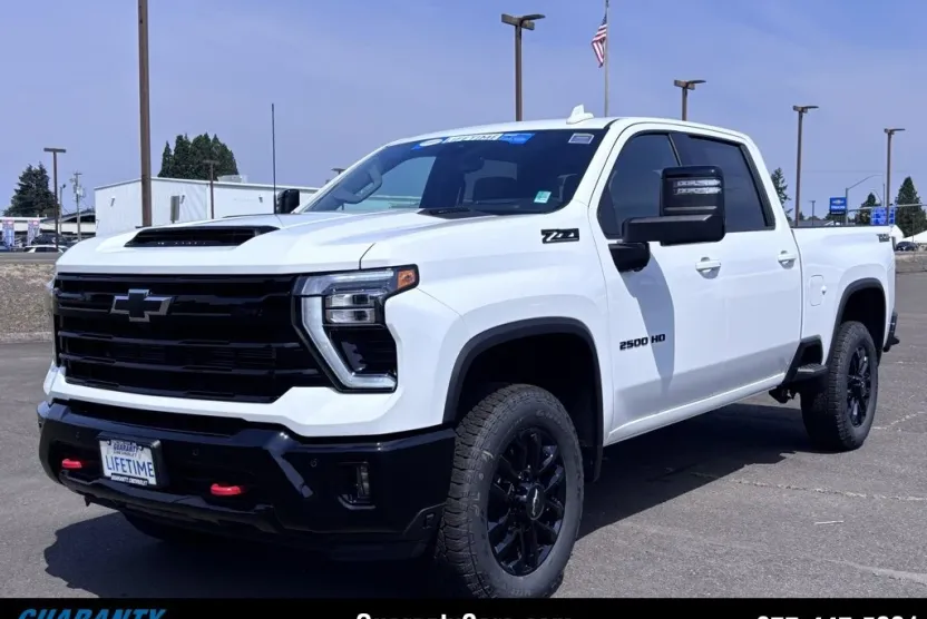 2025 Chevrolet Silverado 2500HD LTZ photo 1