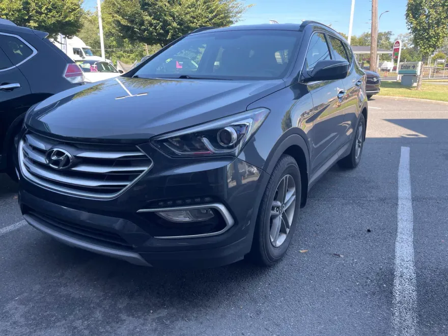 2018 Hyundai Santa Fe Sport photo 1