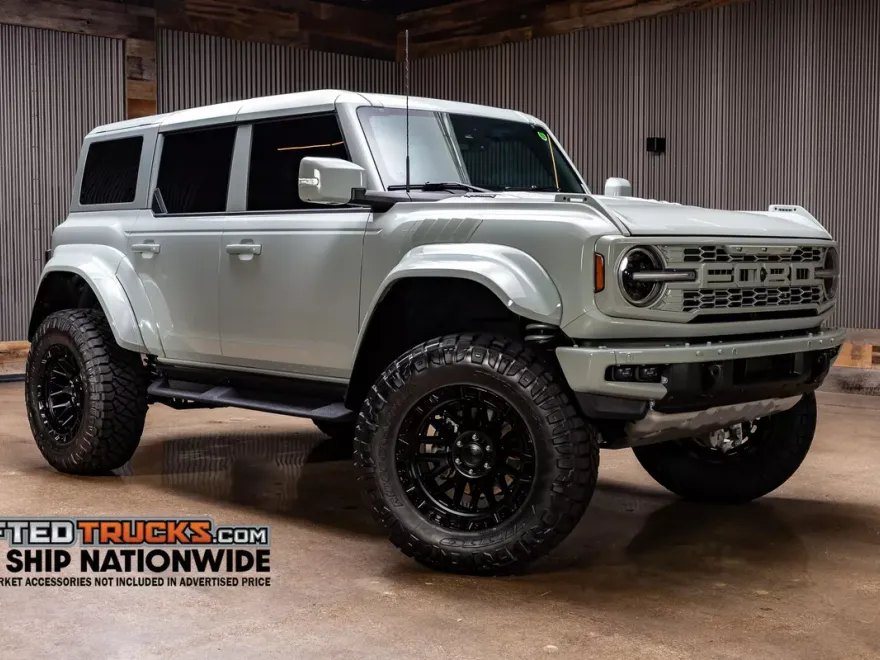 2023 Ford Bronco Raptor photo 1