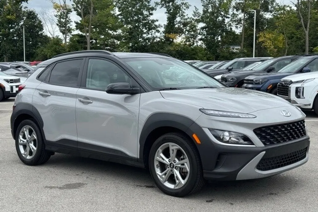 2023 Hyundai Kona SEL photo 1