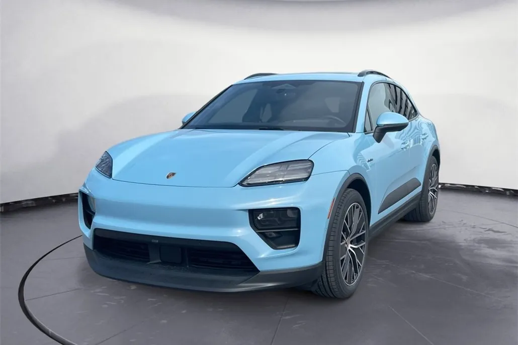 2025 Porsche Macan Electric 4 photo 1