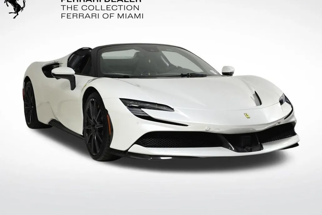 2024 Ferrari SF90 Spider photo 1