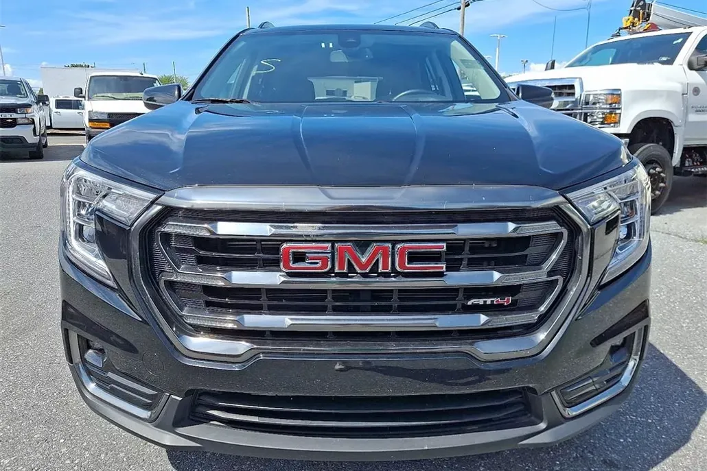 2023 Gmc Terrain AT4 photo 1