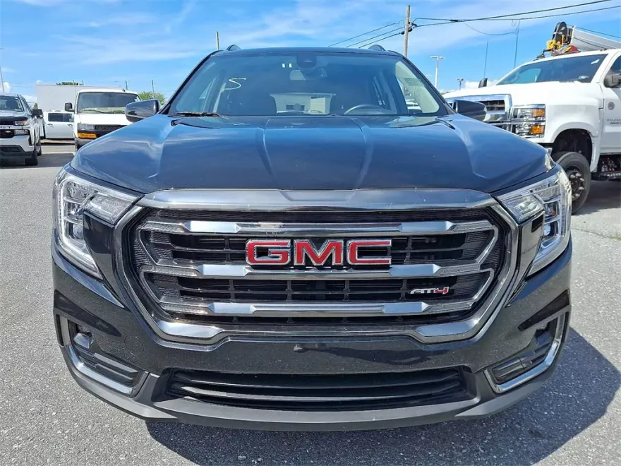 2023 Gmc Terrain AT4 photo 1