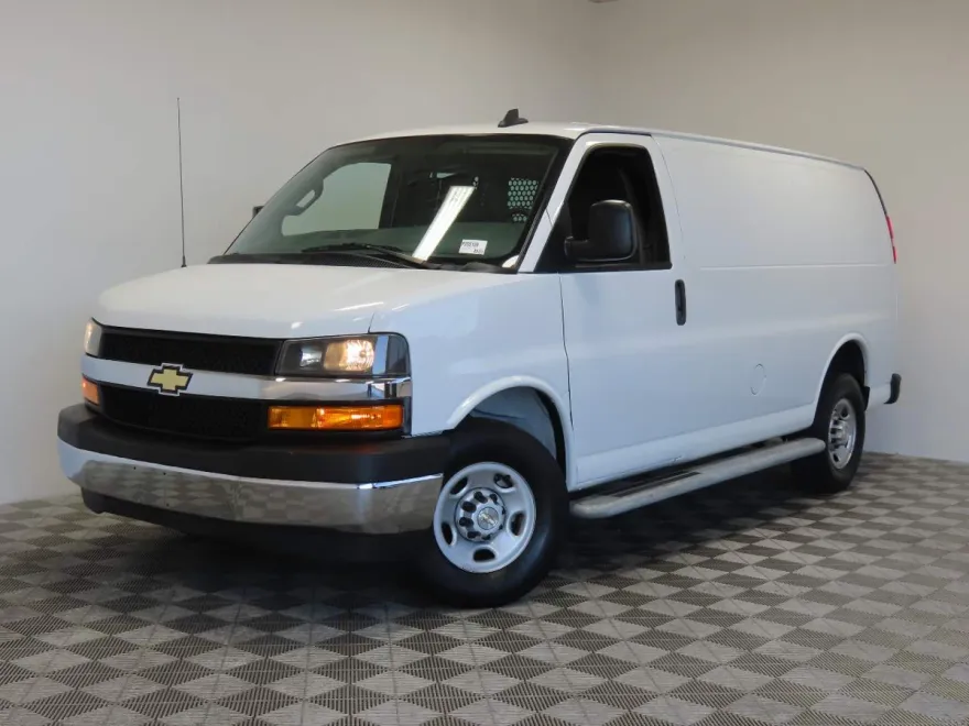 2023 Chevrolet Express 2500 Cargo photo 1