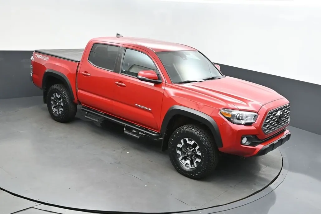 2023 Toyota Tacoma 4x4 TRD Off-Road photo 1