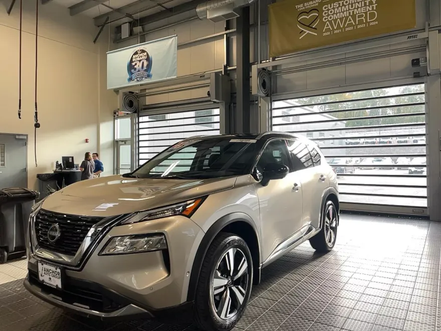 2023 Nissan Rogue SL AWD photo 1