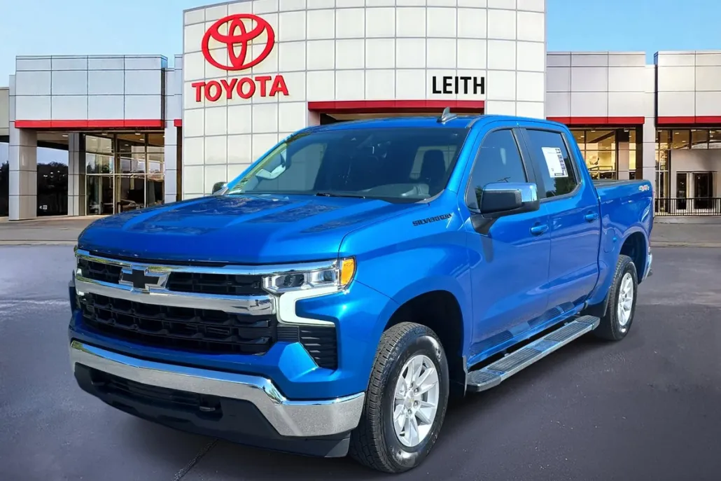 2024 Chevrolet Silverado 1500 LT Texas Edition photo 1
