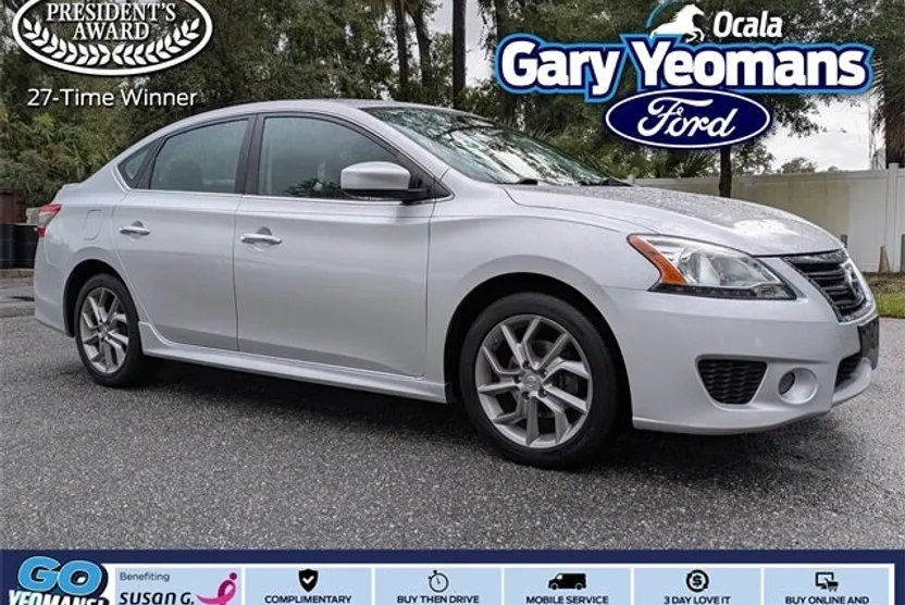 2013 Nissan Sentra SR photo 1