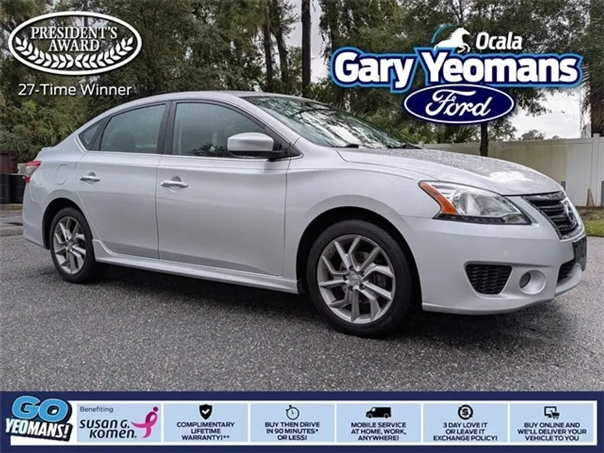 2013 Nissan Sentra SR photo 1