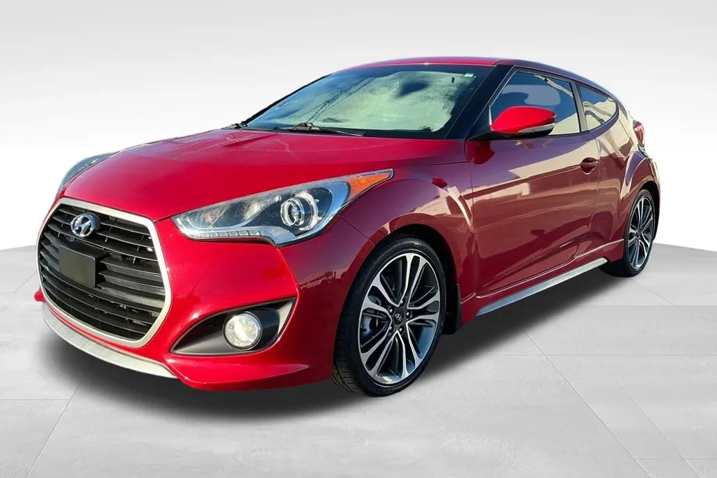 2016 Hyundai Veloster Turbo photo 1