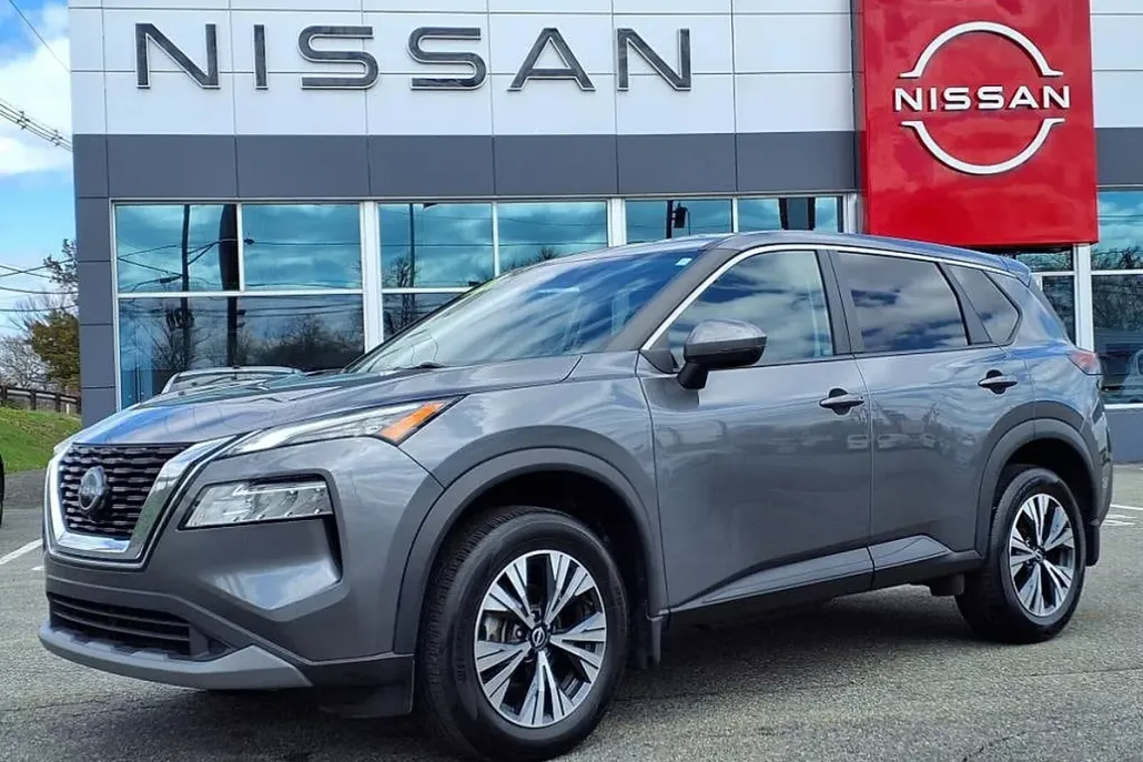 2022 Nissan Rogue SV photo 1