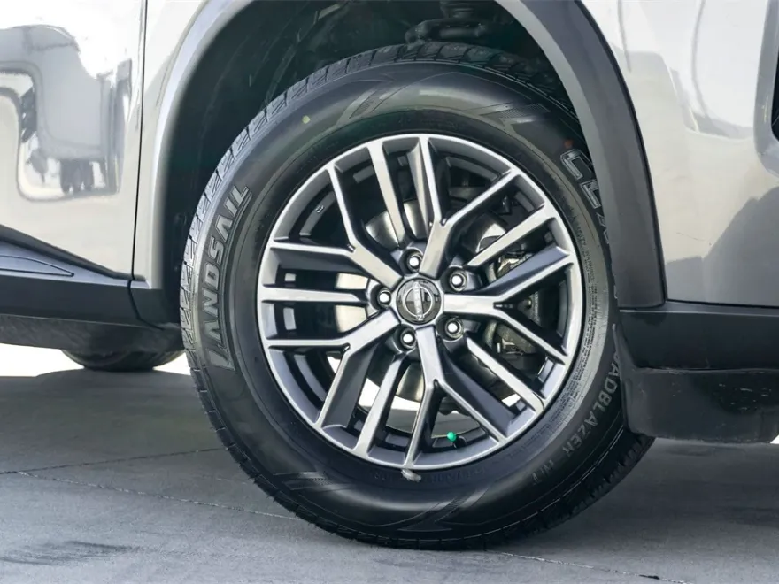 2023 Nissan Rogue S photo 1