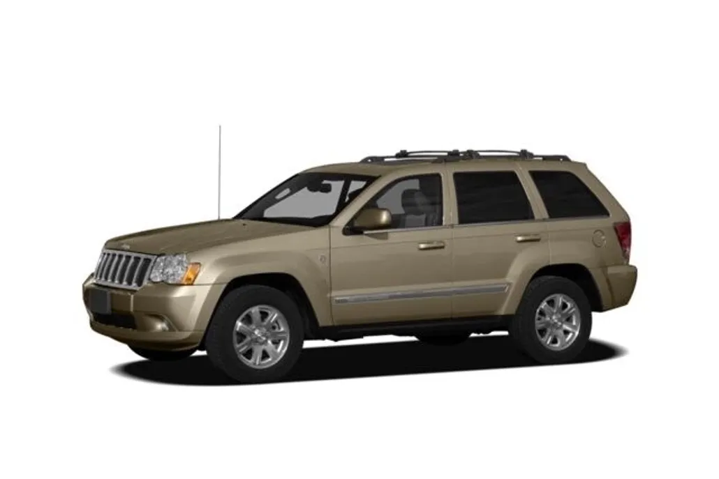 2010 Jeep Grand Cherokee Laredo photo 1