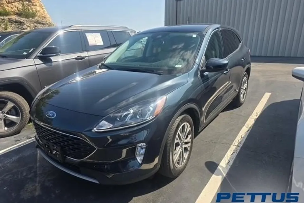 2022 Ford Escape SEL photo 1