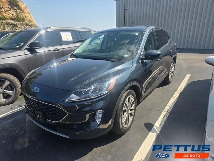 2022 Ford Escape SEL photo 1